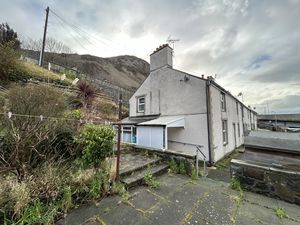 Photo 21- click for photo gallery